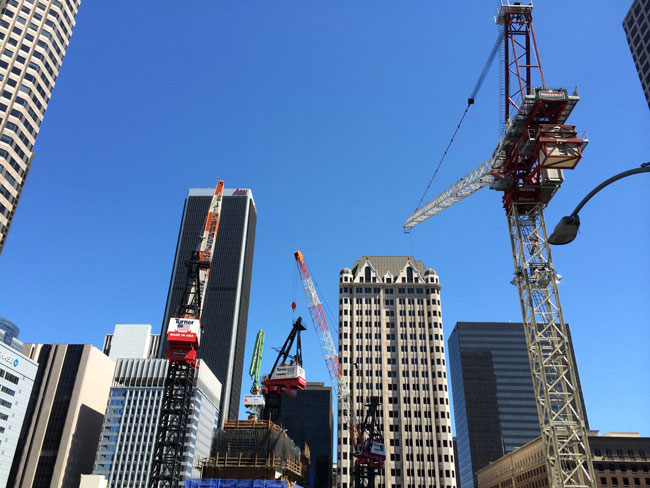 The Final Tower Crane on the Wilshire Grand Project Installed