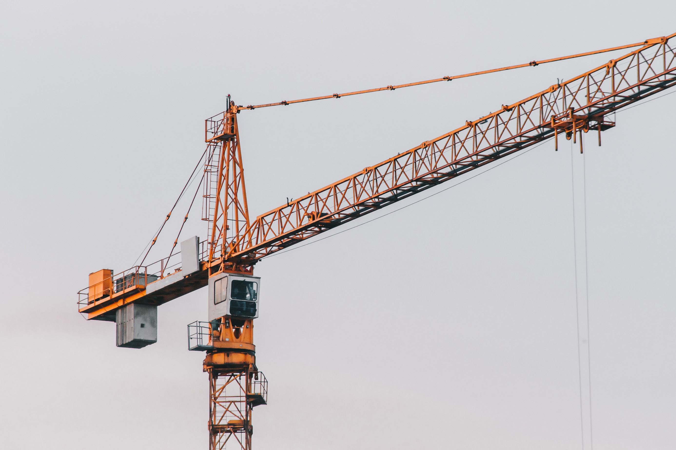 Understanding The Parts of a Crane